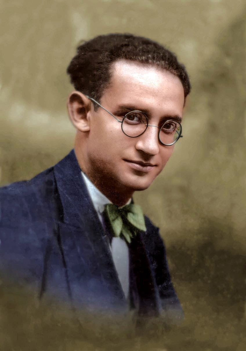 Salvador Villanueva — fotografía restaurada